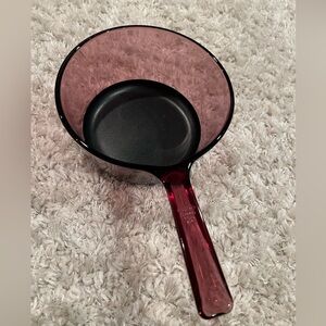 Visions Cranberry 1L Non- Stick Sauce Pan